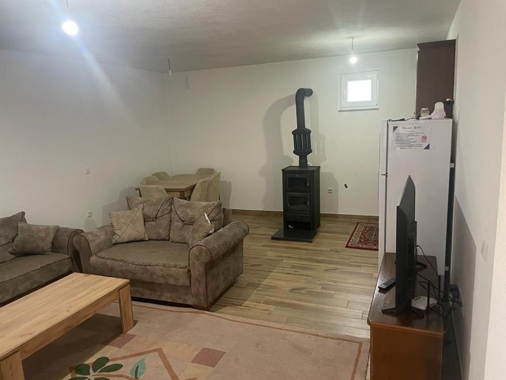 Villa Giti Boge Екстериор снимка